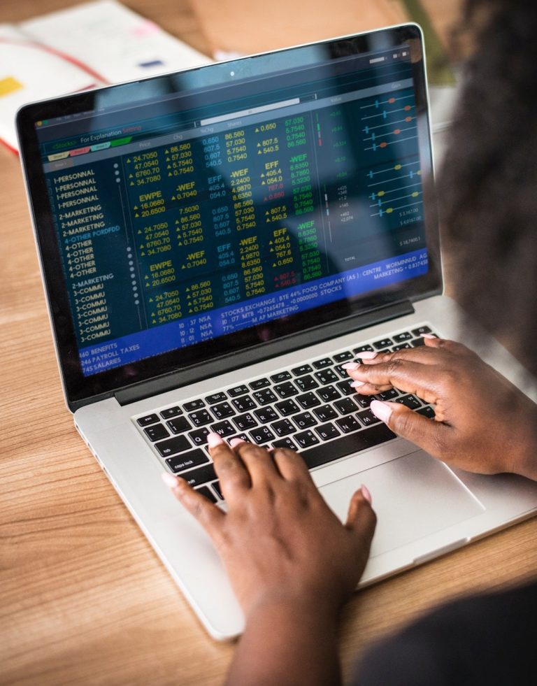 These are the 4 Best Online Brokerage Platforms for Investors